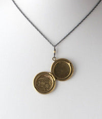 Patti Locket (double flower)