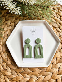 Ribbed Arch Clay Earrings