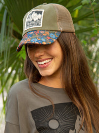 Canvas Trucker Hat - Mountains