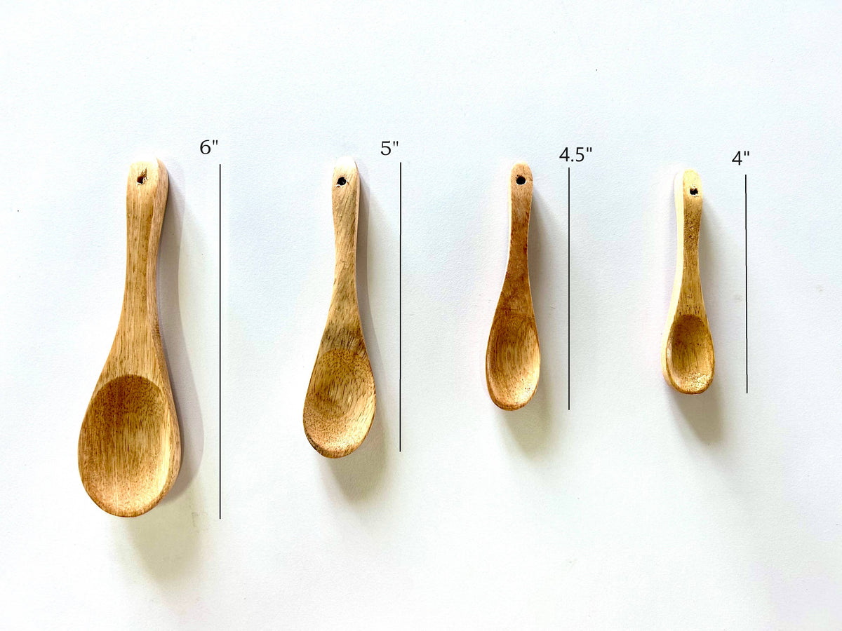 Pot Holders w/ Acacia Wooden Measuring Spoons