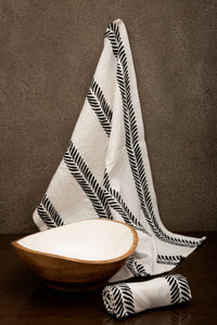 Wooden Serving Bowl with 2 Dish Towels